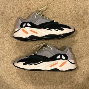 Yeezy 700 Wave Runner
